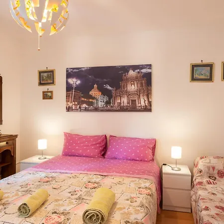 Happy House - Center * Catania