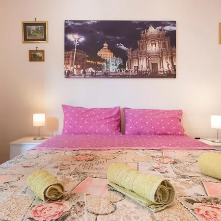 Happy House - Center Apartment Catania