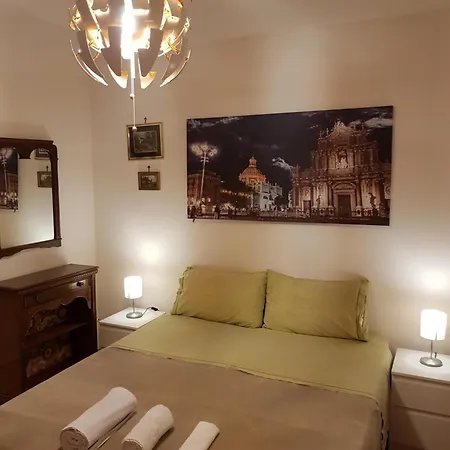Happy House - Center Apartment *