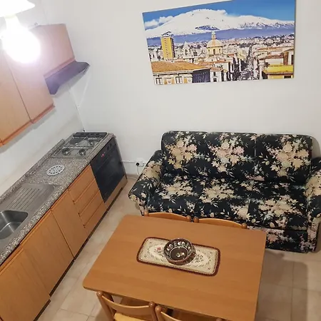 Apartment Happy House - Center Catania